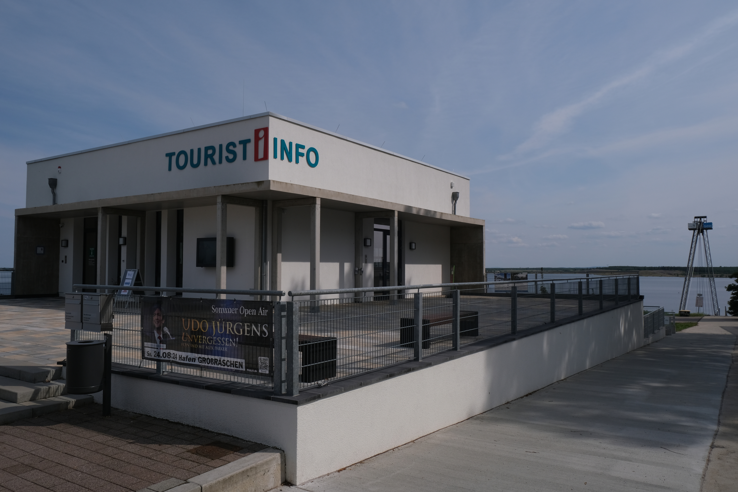 Das Besucherzentrum am Großräschener See informiert über Ausflugsziele, Radwege und die Entwicklung des Seenlandes. Foto: Arnold